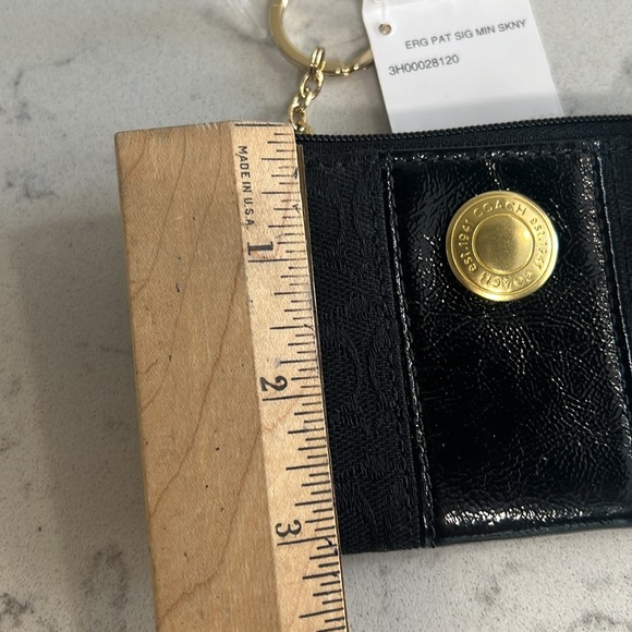 Coach signature mini skinny with patent leather NWT - Picture 7 of 7